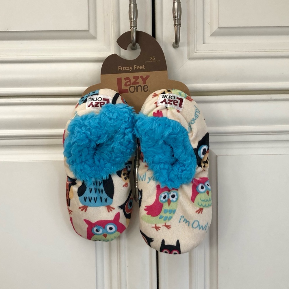 🦉 NWT Lazy One kids Owl Yours slippers